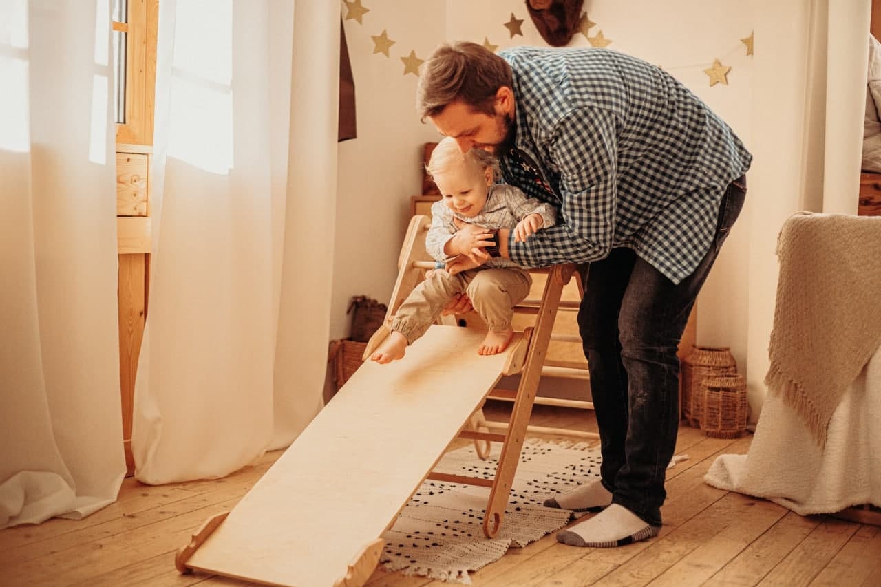 Wooden Climbing Triangle & Ramp – Woodandroom