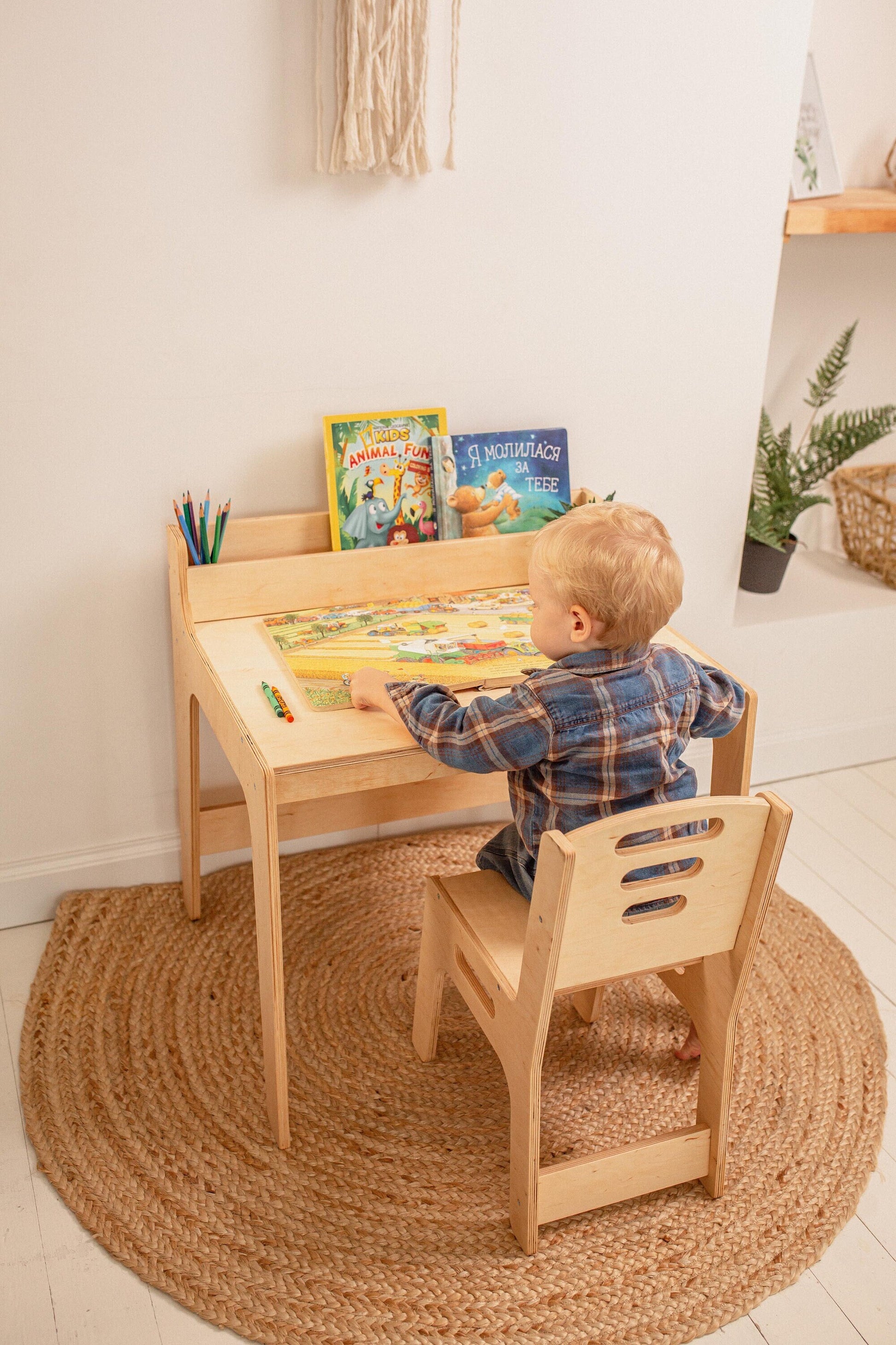 Montessori Table and chair set for Toddler – Woodandroom