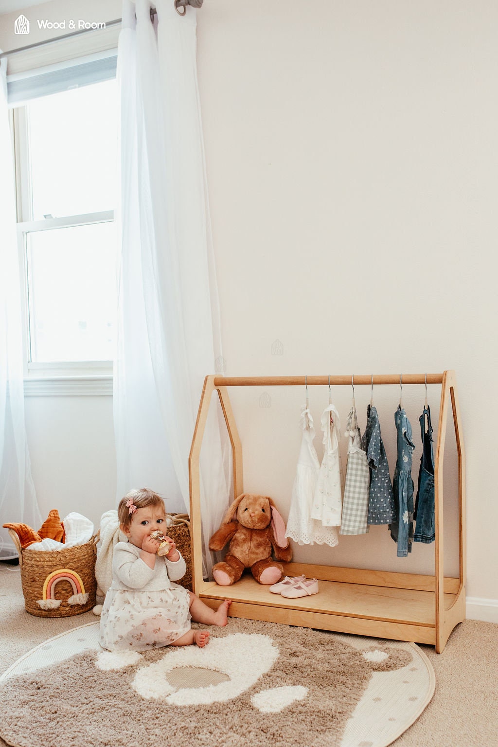 Montessori best sale clothing rack